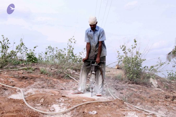 20130711 Photo 1351 1eSNQYUgYcutUMEEb8L5ji7qV6VEEqugr.JPG