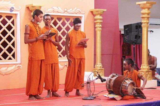 20131010 Photo 476 1yW7 PlqeRwho3Lv0znTTmjacQBzNnFKs.jpg