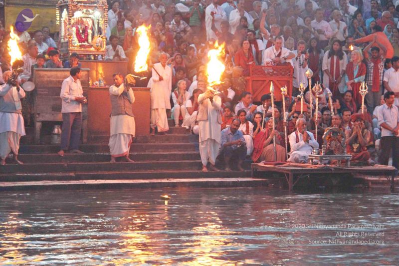 File:20140320 8064 CMP WM watermark.jpg