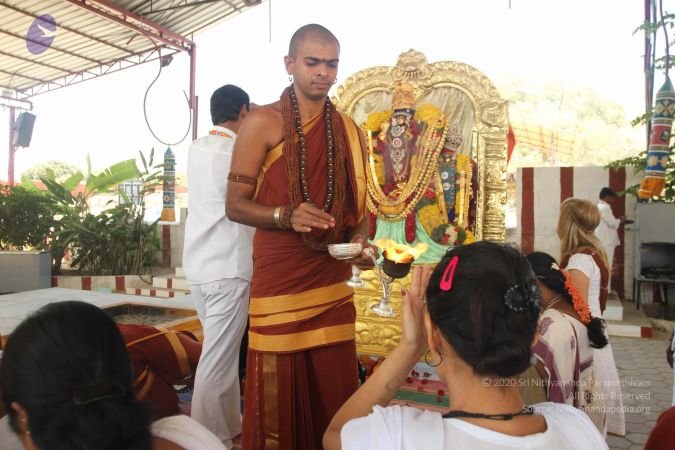 20150223 dwajarohanam 0304 CMP WM.jpg