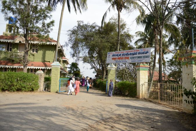 20161111 Photo 1205 1AfkNV4-Y7F0jrphOhsmsKC8bTroGzV6z.JPG