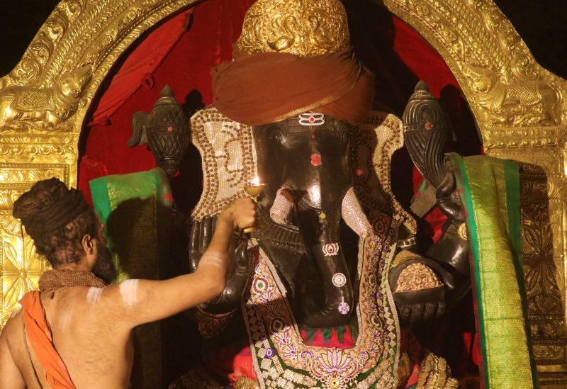 File:ADIKAILASA-2021-03-07-1gPd3xdAJ8xqVRz SVTSxz6seCaLdNPQK.jpg