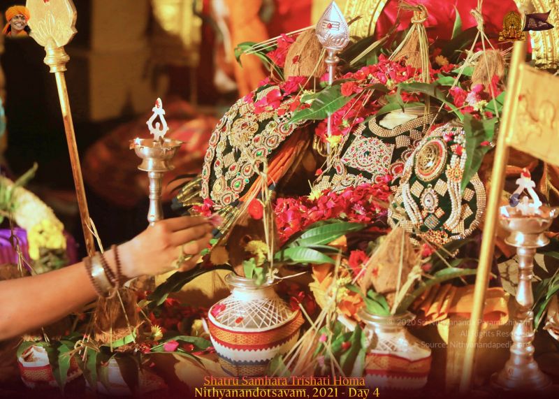 File:ADIKAILASA-2021-12-22-1U0c8rlBtlk o1xRwscKwtFuPyVGhBZsW.jpg