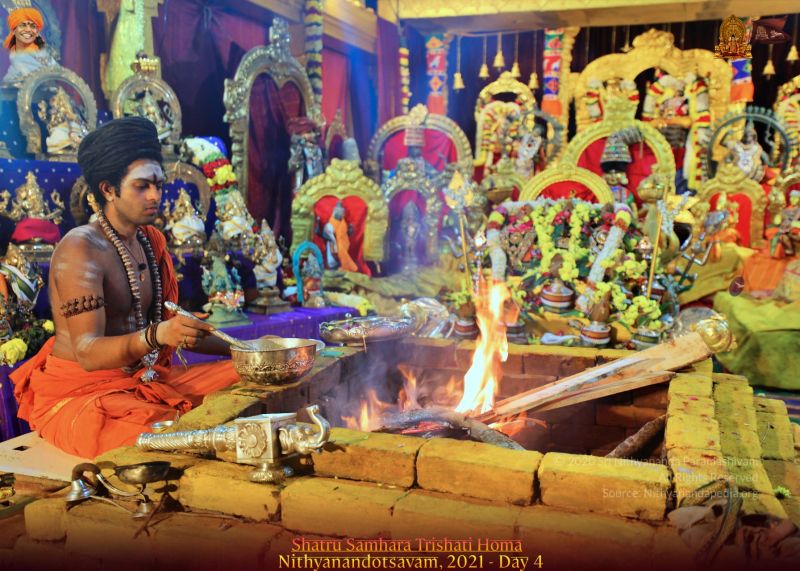 File:ADIKAILASA-2021-12-22-1cq1hpPqMnnM9N0XxgFXSqcVOCK L1PlW.jpg