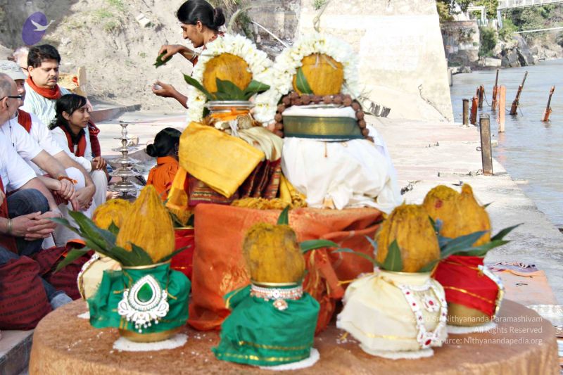 File:Batch20140318 7328 CMP WM.jpg