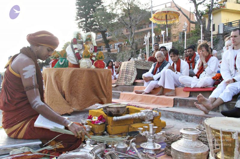 File:Batch20140318 7405 CMP WM.jpg