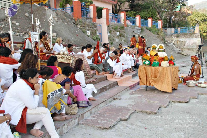 File:Batch20140318 7412 CMP WM.jpg