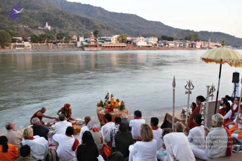 File:Batch20140318 7479 CMP WM.jpg