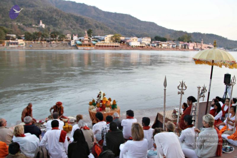 File:Batch20140318 7480 CMP WM.jpg