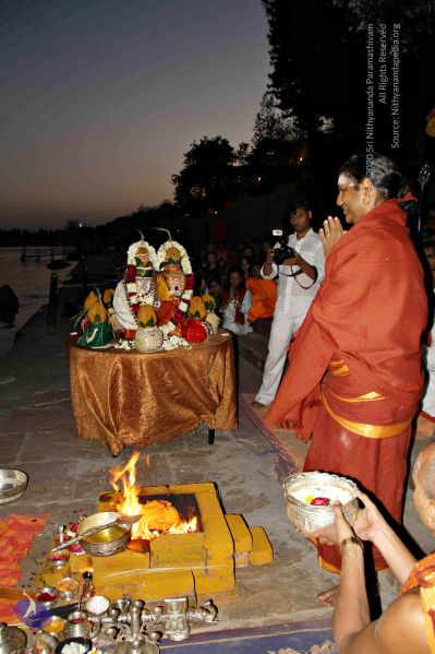 File:Batch20140318 7496 CMP WM.jpg