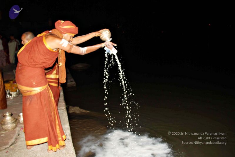 File:Batch20140318 7532 CMP WM.jpg