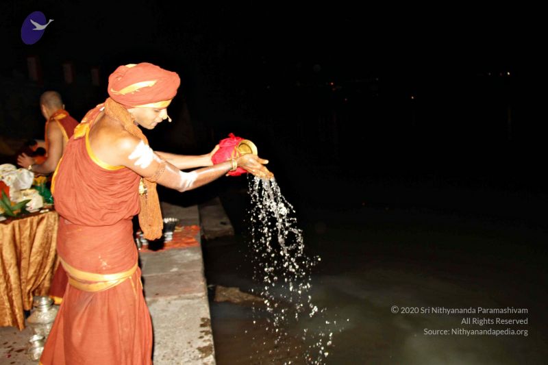 File:Batch20140318 7534 CMP WM.jpg