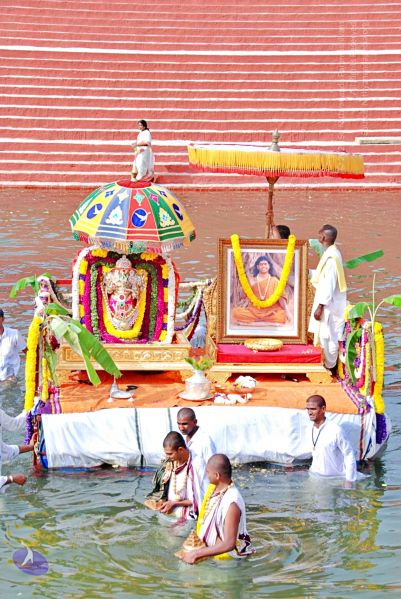 File:Batch 20100912 3424 CMP WM.jpg