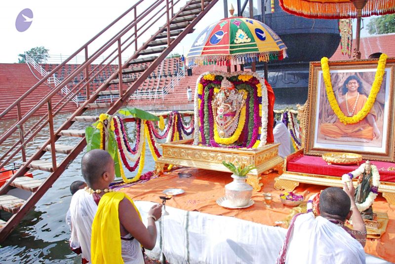 File:Batch 20100912 3439 CMP WM.jpg