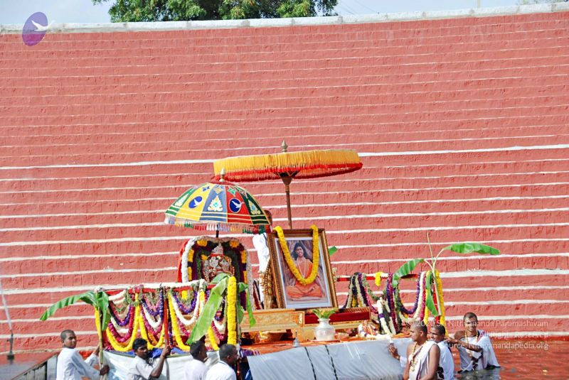 File:Batch 20100912 3467 CMP WM.jpg