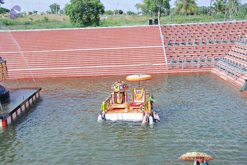 File:Batch 20100912 3469 CMP WM.jpg