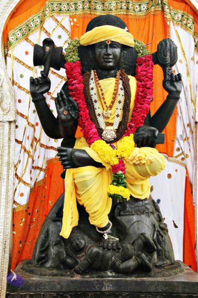 File:Batch 20130911 0757 CMP WM.jpg