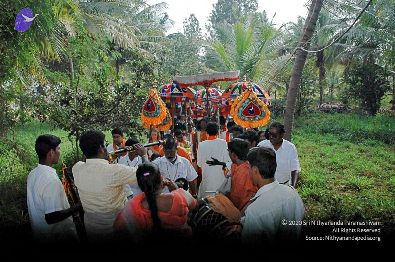 File:Batch batch DSC 2207 CMP WM.jpg