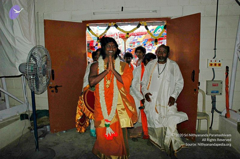 File:Batch batch DSC 2368 CMP WM.jpg