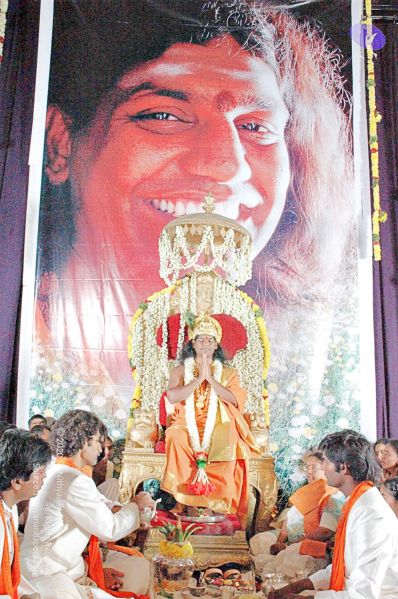 File:Batch batch DSC 2551 CMP WM.jpg