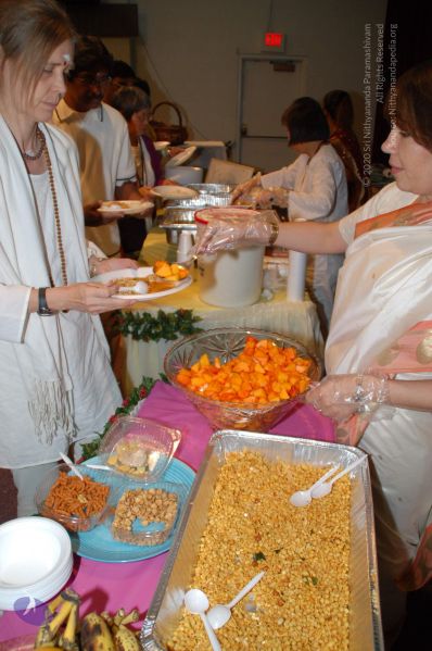 File:DeviPrathista15Nov2007 114 CMP WM.jpg
