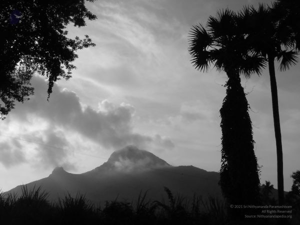 HILL Tiruvannamalai Arunachala 6Apr2007 (20)-20.jpg