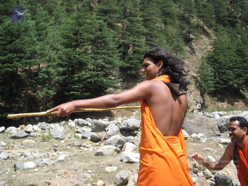 File:Himalayan tour 035 CMP WM.jpg