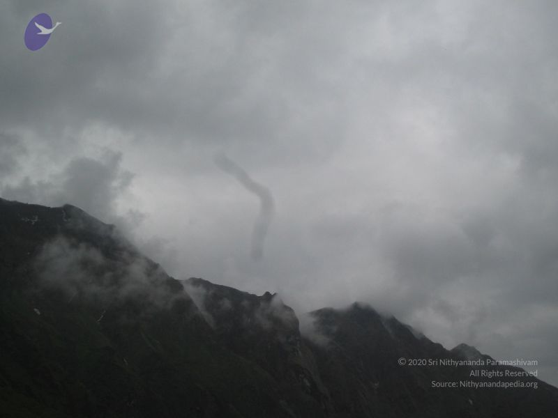 File:Himalayan tour 075 CMP WM.jpg
