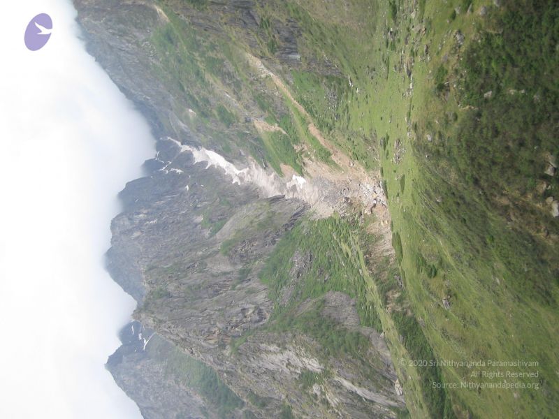 File:Himalayan tour 082 CMP WM.jpg