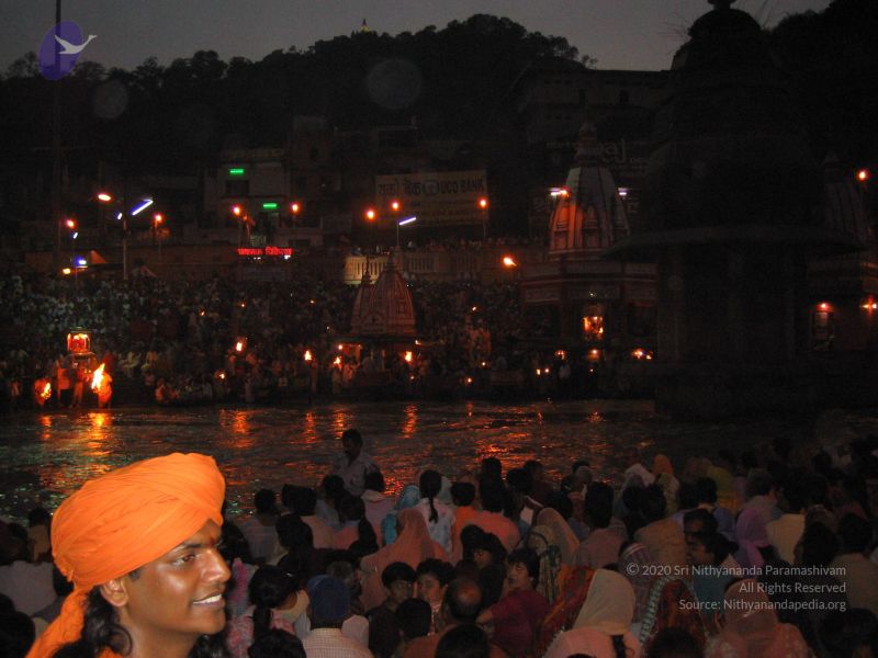 File:Himalayan tour 096 CMP WM.jpg