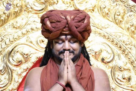 KAILASA-FAMILIA-PORTUGUESA--PORTUGAL-2018-01-10-1tMRLOg51iR31ro 5er6G1toYCgGR51bY.jpg