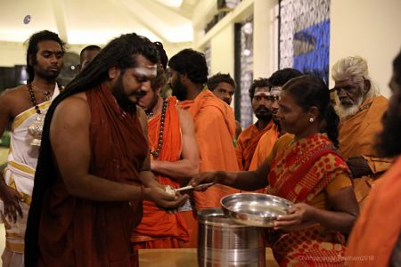 KAILASA-FAMILIA-PORTUGUESA--PORTUGAL-2018-01-17-1 4-4Yhg09jMxCKmsjRr7-86Dh4DZsDEj.jpg