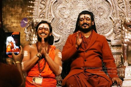 KAILASA-FAMILIA-PORTUGUESA--PORTUGAL-2018-01-26-1EoMRrLXp-1 -02ZPy 9IBy3WDzDX1odk.jpg