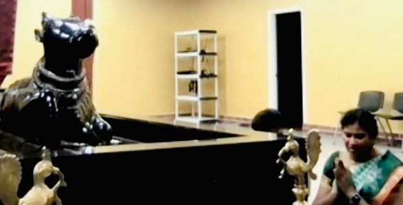 KAILASA-HOUSTON--USA-2021-12-31-1mtUXYvNyppV98er1Em0tYA07 evIZy-c.jpg