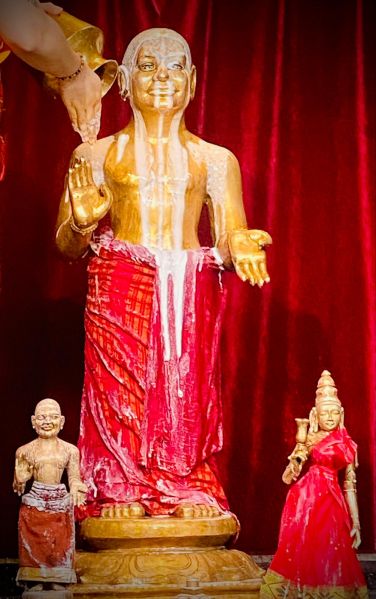 File:KAILASA-HOUSTON--USA-2022-03-20-1MgsFXlO az 8NQ5Waj7bgAZRoKLQfxm.jpg