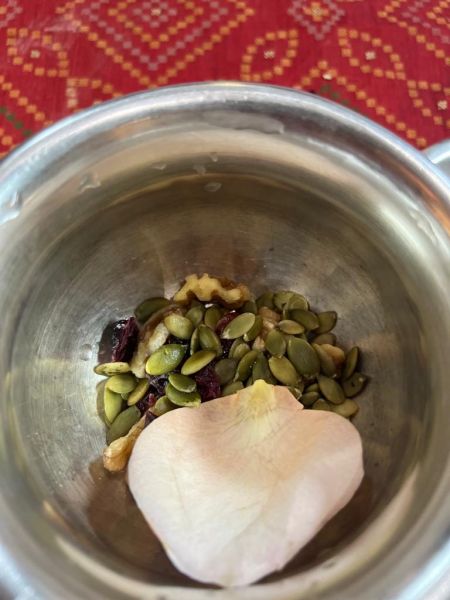 File:KAILASA-HOUSTON--USA-2022-04-01-1LaoxEUwJ 8V1LYb9fQMrvea6TBWeQo4a.jpg