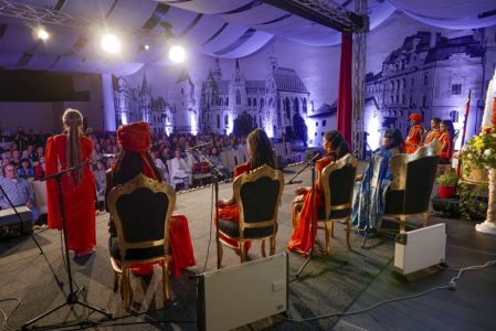 KAILASA-KOSICE--SLOVAKIA-2017-11-07-1sZqWCWOniSWzastI77fBhwSl ZTykz1X.jpg