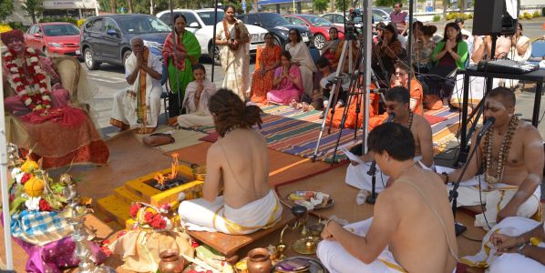 KAILASA-LOS-ANGELES--USA-2019-04-27-16P HKIsszW LHWqX7zTREm-BvK8fLzLp.jpg