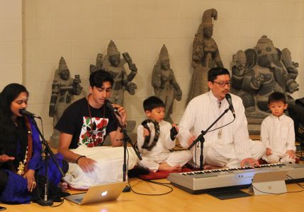 KAILASA-LOS-ANGELES--USA-2019-07-15-1TA5UM c5LRlhvDUhQ1pA-RcHoo73XX06.jpg