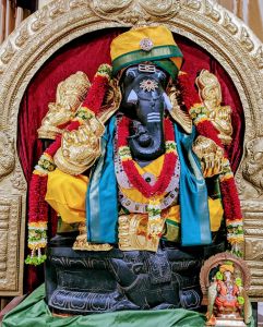 KAILASA-LOS-ANGELES--USA-2020-04-14-1ThKXYOXrYMKfE jiOSez4W12pXKozriw.jpg