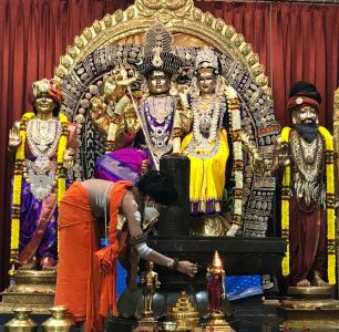 KAILASA-LOS-ANGELES--USA-2020-12-17-1EklVMucvwrEaAsxfDUCSP4qmjxgnx TY.jpg