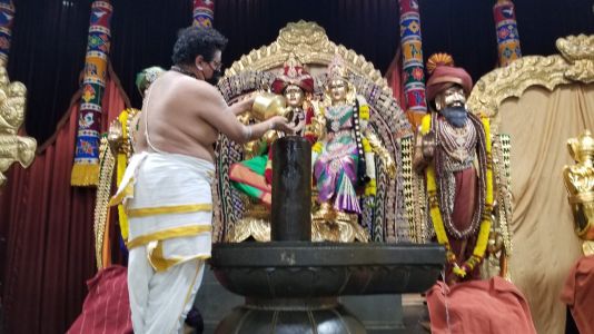 KAILASA-LOS-ANGELES--USA-2022-01-29-1oXZG1 k7de4GAF1miS3I1t3I10AFa2Lf.jpg