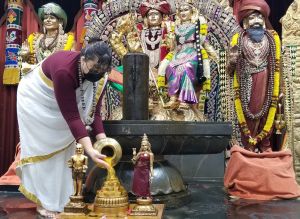 KAILASA-LOS-ANGELES--USA-2022-02-06-1sOXroQj5wtbdHy9udxGTwy-YwAsFW3zN.jpg