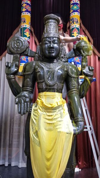File:KAILASA-LOS-ANGELES--USA-2022-02-12-1w9rVxubCLG0BO20R78uKtKszfmLZxDKh.jpg
