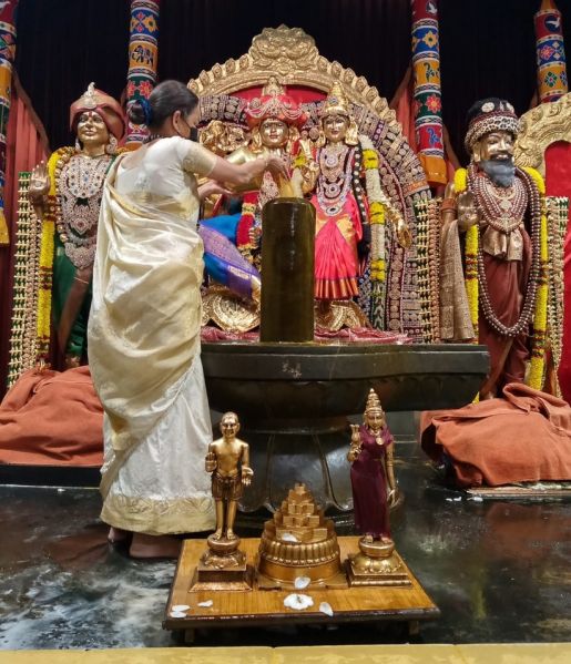 File:KAILASA-LOS-ANGELES--USA-2022-03-28-1biU5sk2rAsa906OXamh tXockcsy5v0O.jpg