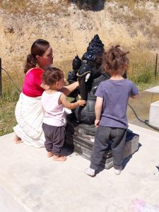 KAILASA-MELBOURNE--AUSTRALIA-2022-01-01-1ZLyr1SOAQWSXe cRDDhgj9KUjmA8V6-L.jpg