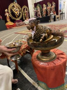 KAILASA-SEATTLE--USA-2021-12-31-152Z3rzWucrM-TckuPy3fC10BxyzQag .jpg