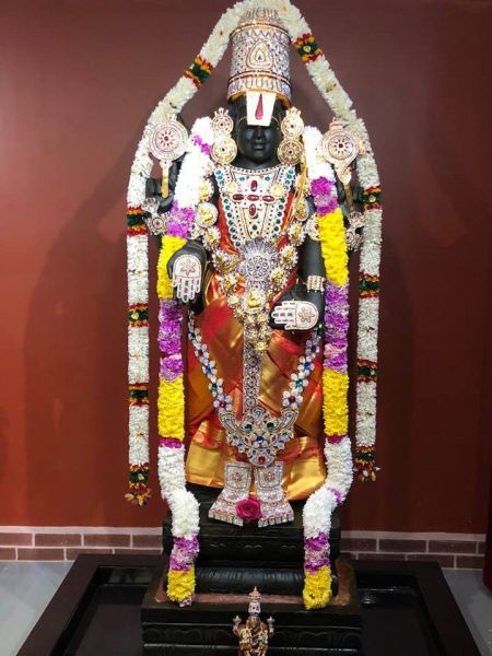 File:KailasaInHouston Venkateshwara1.jpg