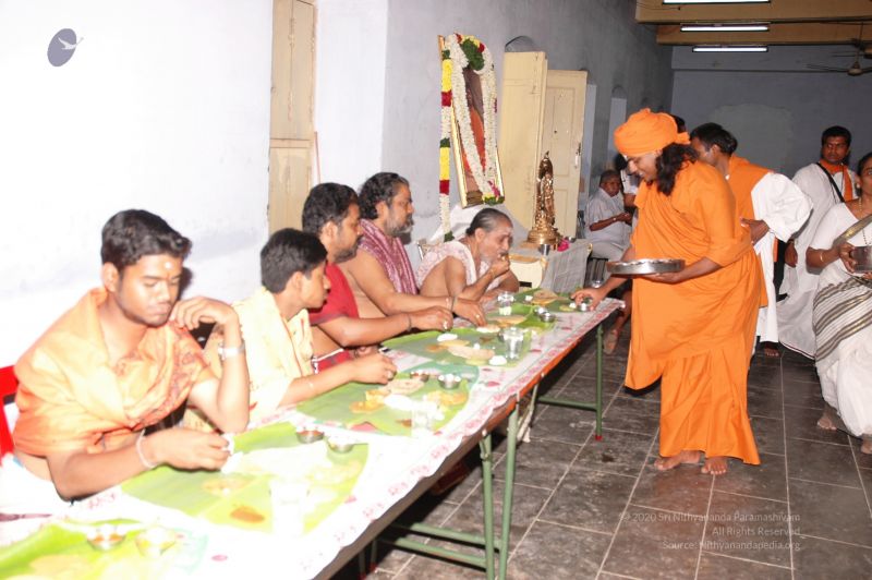 File:Nithyananda-Annalaya-2006-01-01-1-9ZZs7f3TQXZ3w6Ki0JdnrstajkiUZvp.jpg