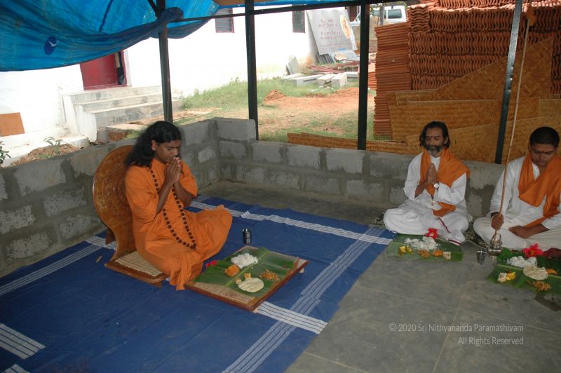File:Nithyananda-Annalaya-2006-01-01-1CH53VtlUVzKso2-qqLzNP9OFm0LIu5xq.jpg